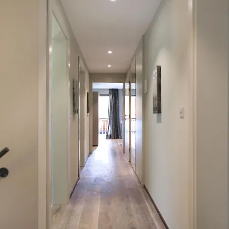 Dione By Interhome * צרמט